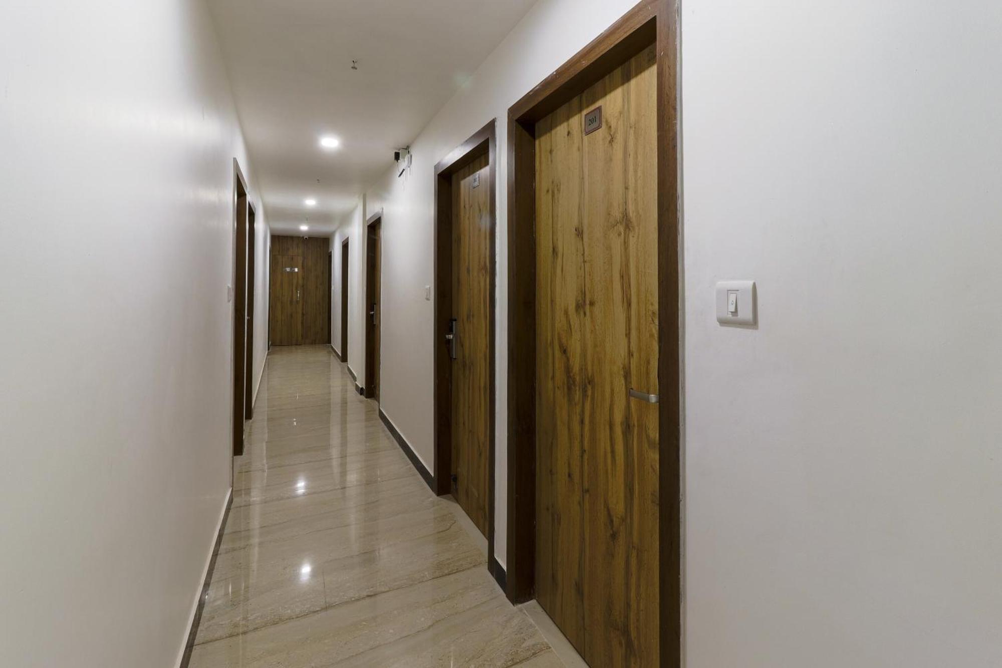 Hotel O Vrindavan Inn Near Lulu Mall Bijnaur Eksteriør bilde